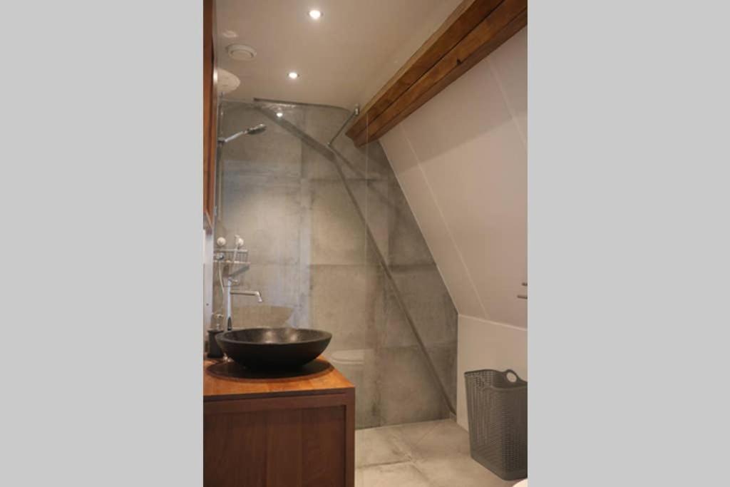 Apartment Mooi In Prachtige Fiets-wandelomgeving *